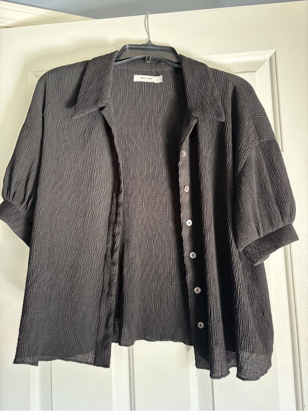 Mod Ref Black Textured Short-Sleeve Button-Front Shirt